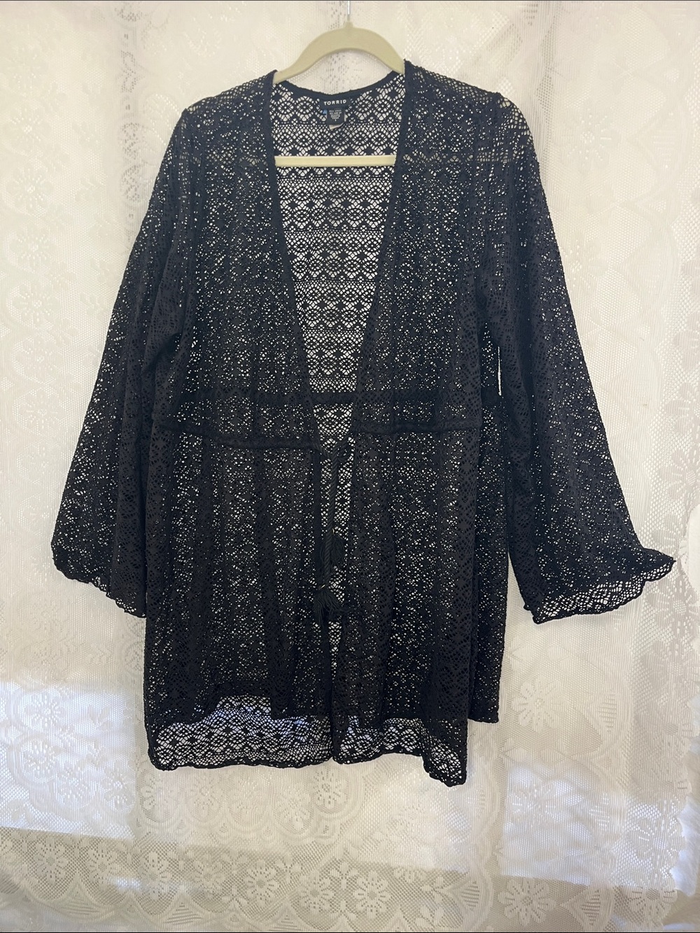 torrid Black Lace Tie-Front Kimono Robe size 1